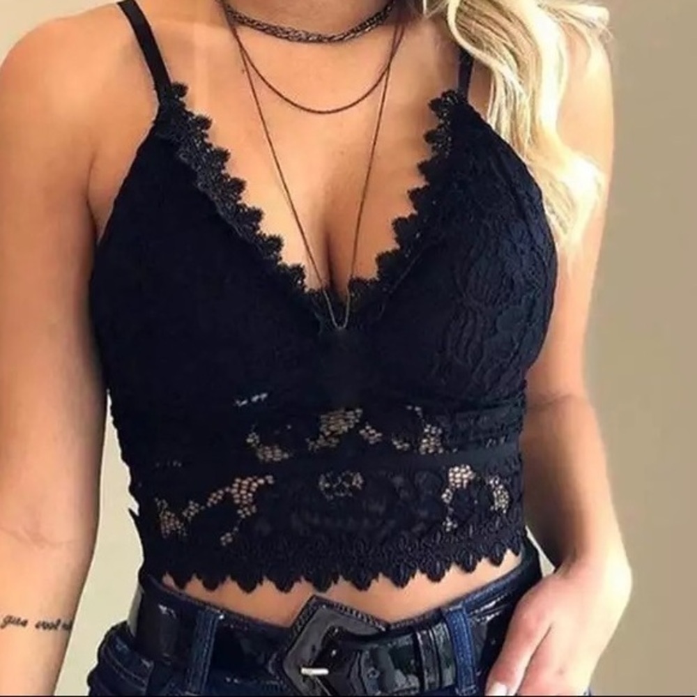 Lace bralette padded black adjustable straps